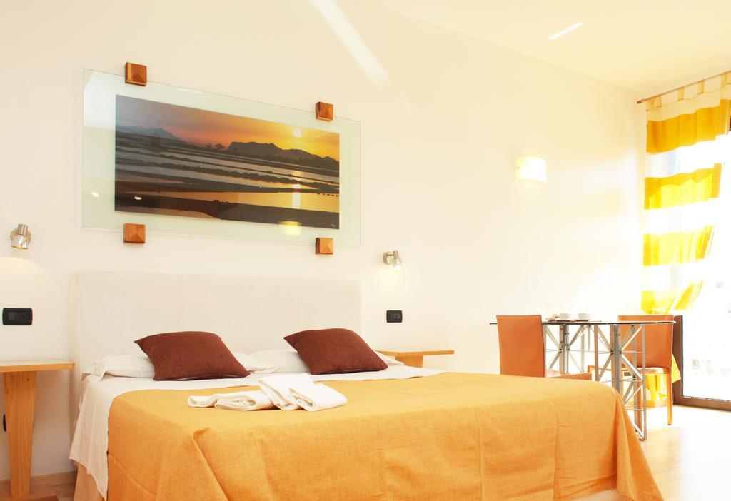 Garibaldi31 Apartment Трапани Екстериор снимка
